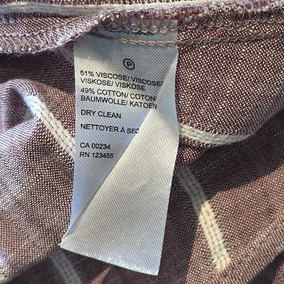 Core Life Buttoned Blouse with twist front Size XL - Picture 6 of 6